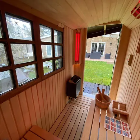 Bungalow Between Amsterdam And Haarlem With Sauna Vijfhuizen Exterior photo